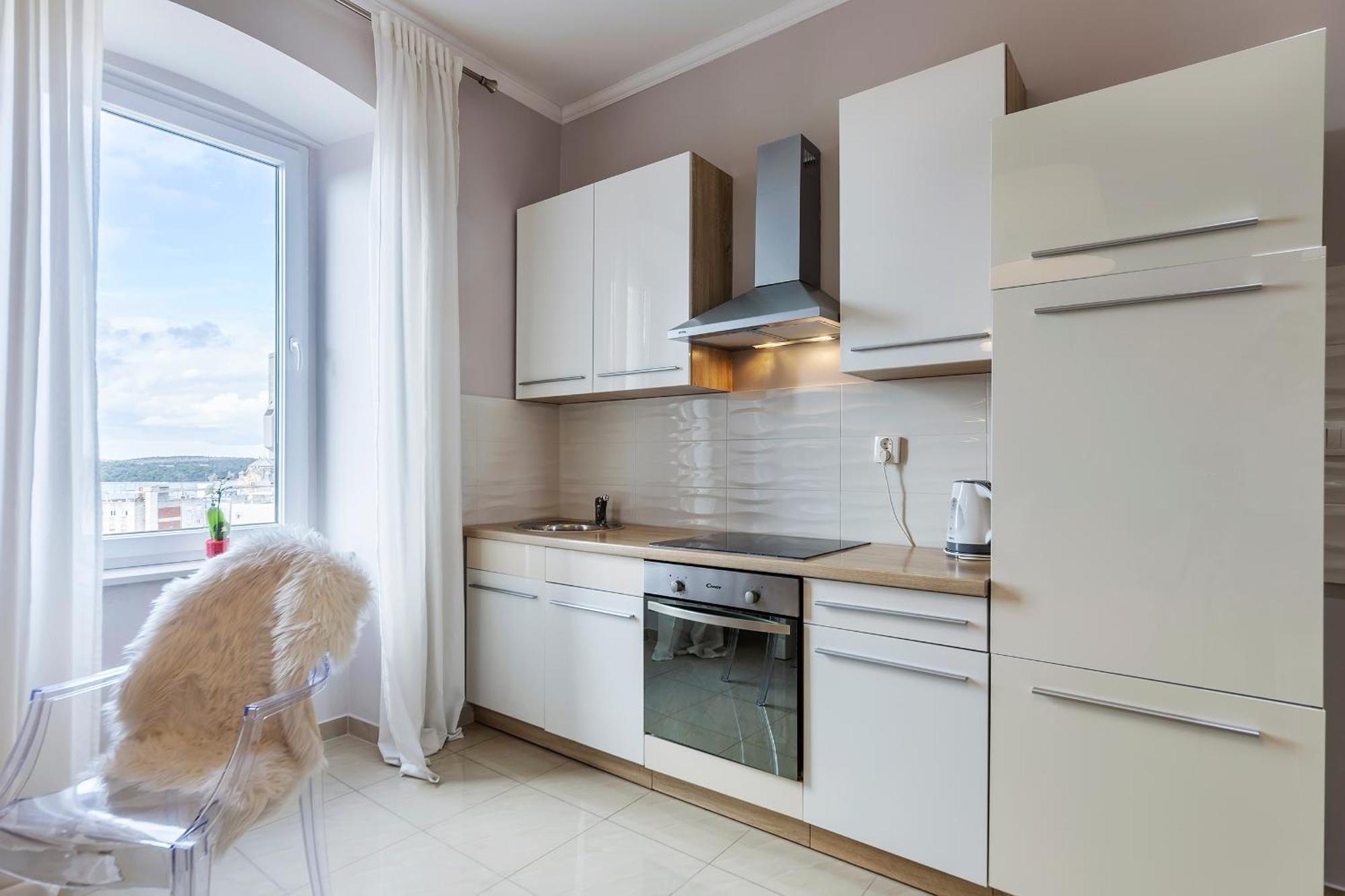 Captain Emo City Apartments Pula Extérieur photo